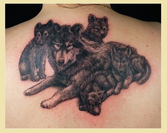Tatouage de famille pour les filles