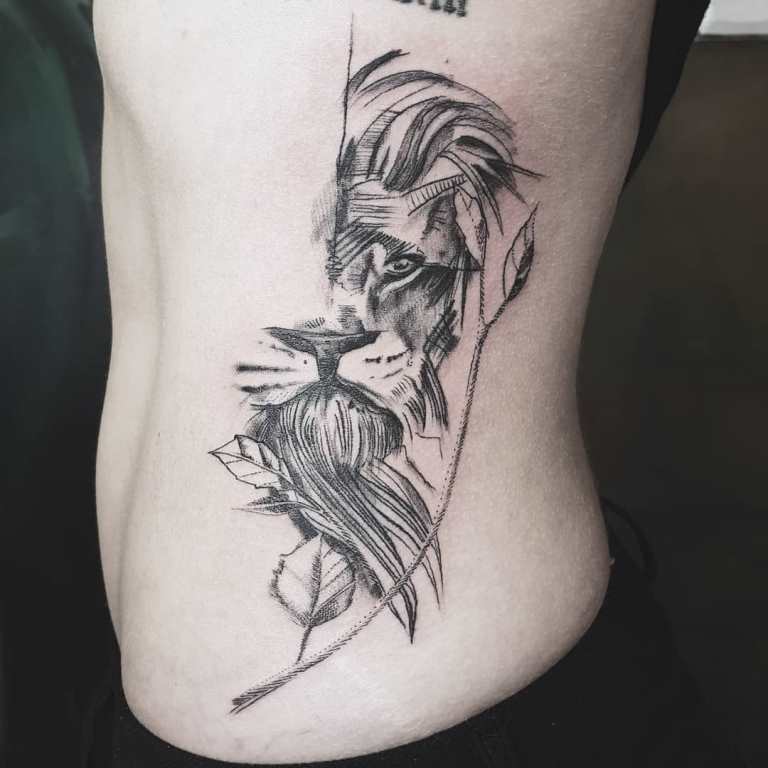 Photo de tatouages de côtes pour les filles