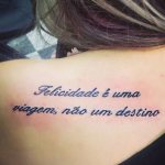 Tatouages sur le bras pour les filles. Croquis, dessins, inscriptions avec traduction, signification. Signification du tatouage