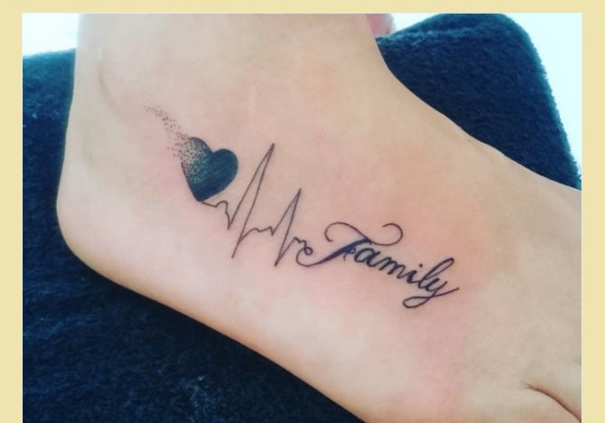 Tatouages sur les pieds