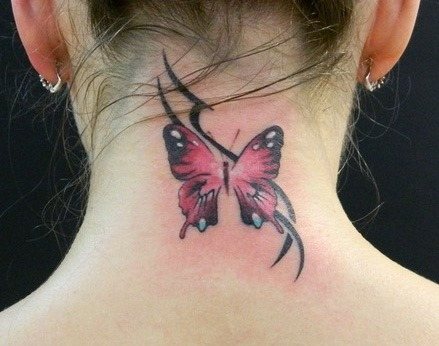 Tatouages avec une signification pour les filles - inscriptions avec traduction et leur signification. Photo