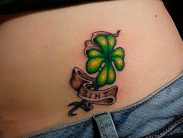 Tatouages avec signification pour les filles - inscriptions avec traduction et leurs significations. Photo