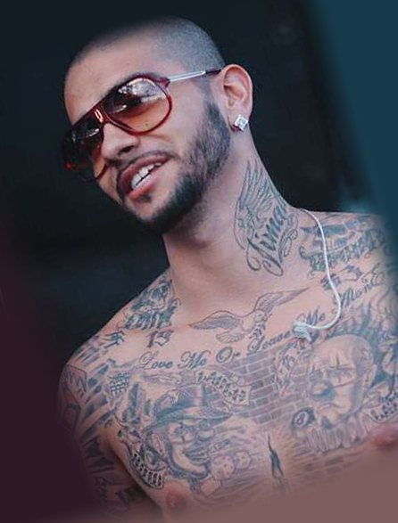 Tatouage de Timati sur la poitrine