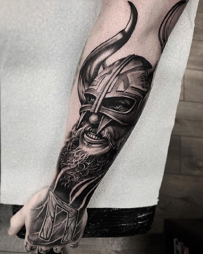 Tatouages vikings