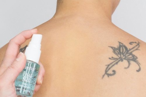 Tatouages temporaires. Comment faire à la maison : stylo gel, henné, peinture, autocollants, colorés et noir et blanc, crayon pour les yeux, marqueur, pochoir...