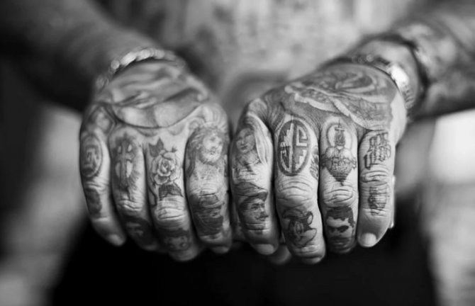Tatouages en prison
