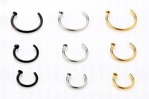 Bijoux de piercing pour nombril