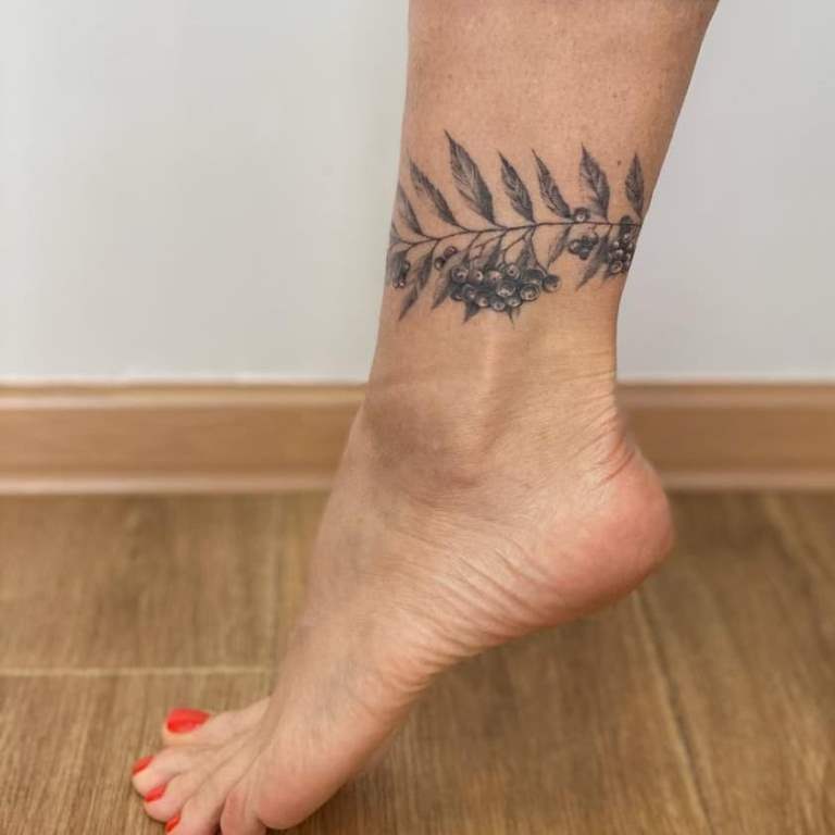 tatouage de brindilles