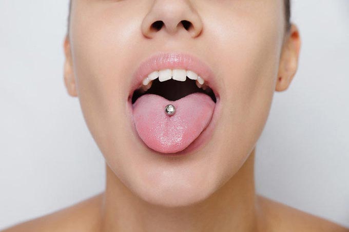 Types de piercing de la langue