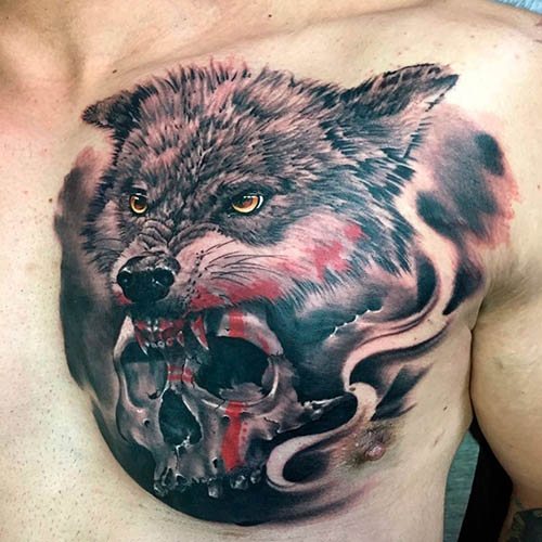 Loup avec un tatouage de bouche ouverte. Sens de l'image, image