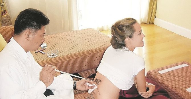 Tous les secrets des tatouages d'Angelina Jolie