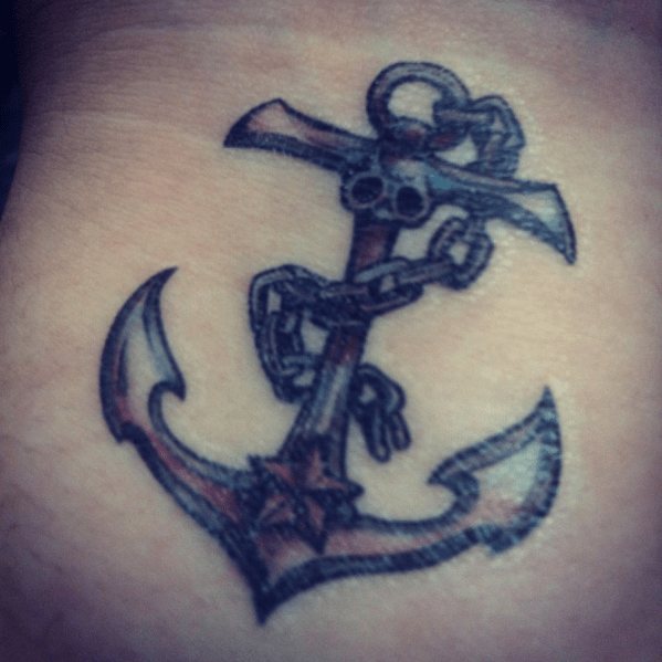Tatouage d'une ancre