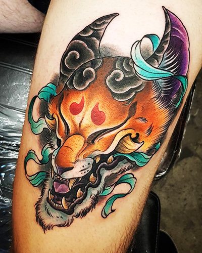 Tatouage de masque de renard japonais Kitsune. Signification, croquis, photo