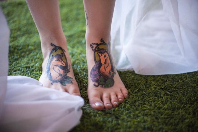 tatouages de jambes de femmes