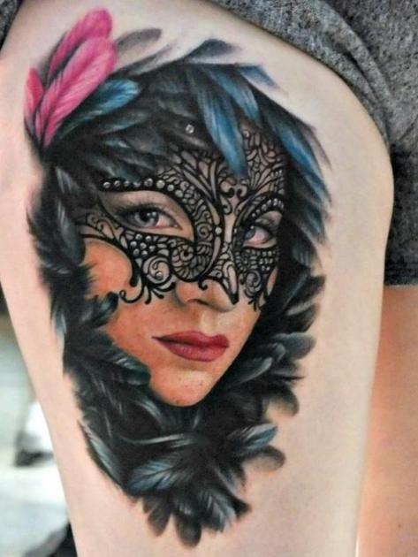 Portrait de femme. Main