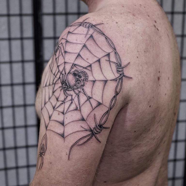 signification du tatouage toile d'araignée