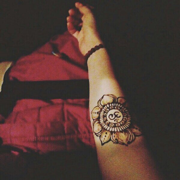 Signe Om sur mehendi